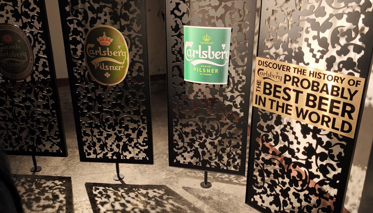 laser carlsbjerg.jpg